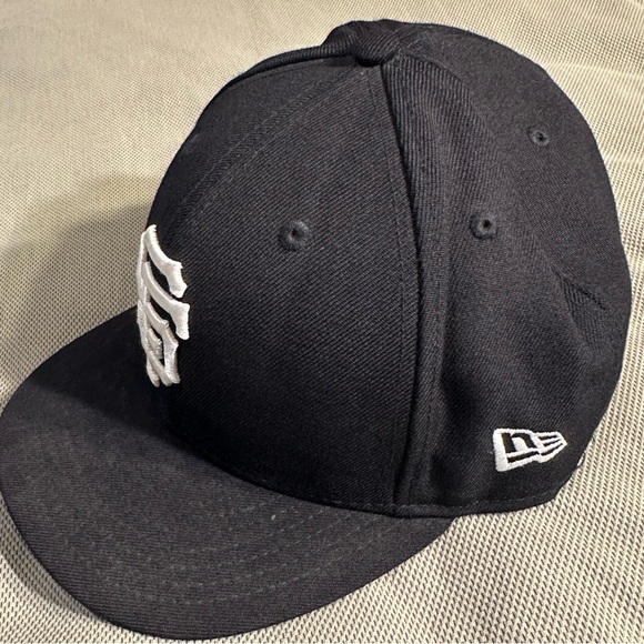 San Francisco Giants New Era 59Fifty Hat 7-3/4 Navy/Red Bill - Picture 2 of 4